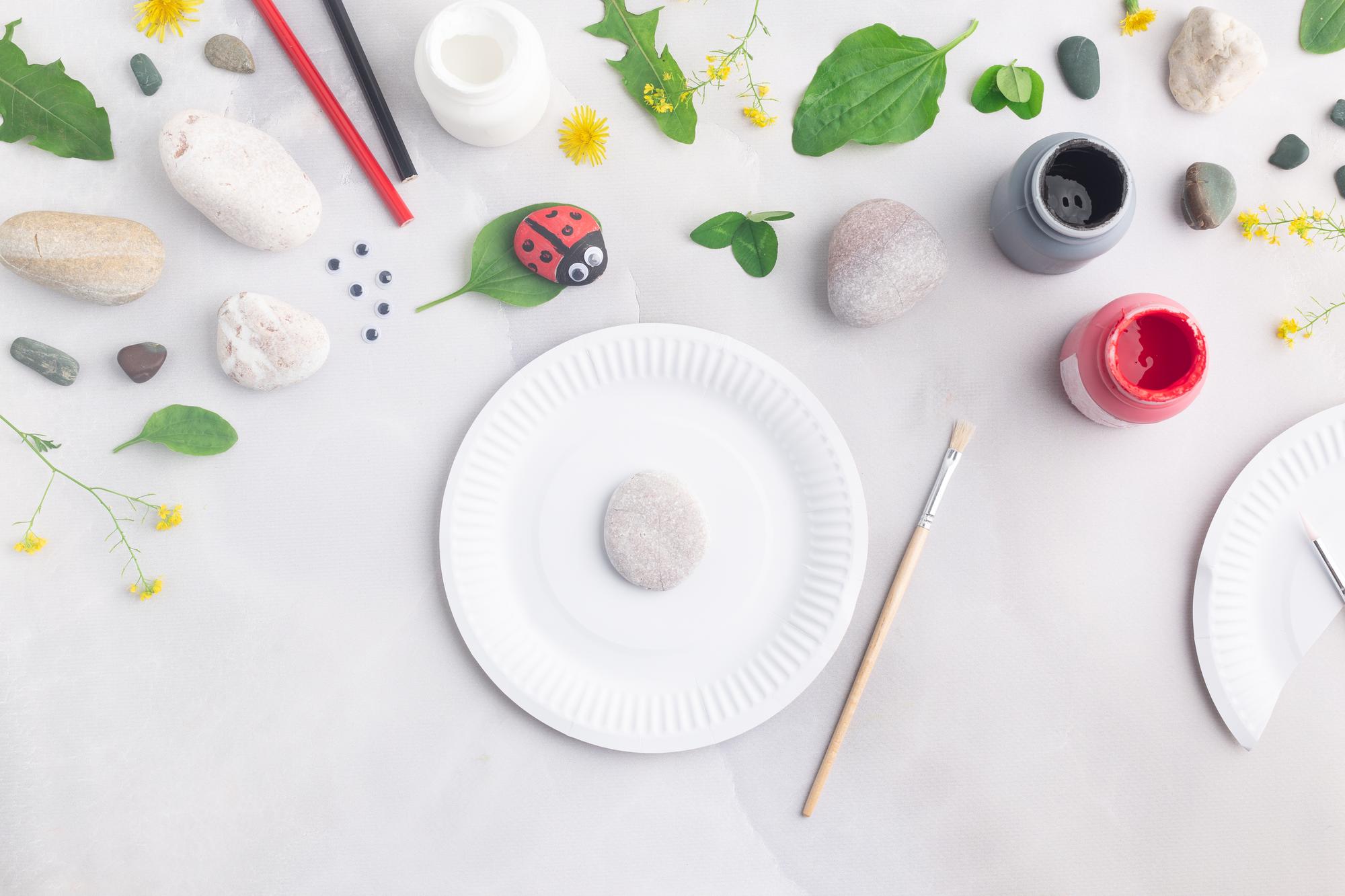 Workshop table with plated dishes and notes